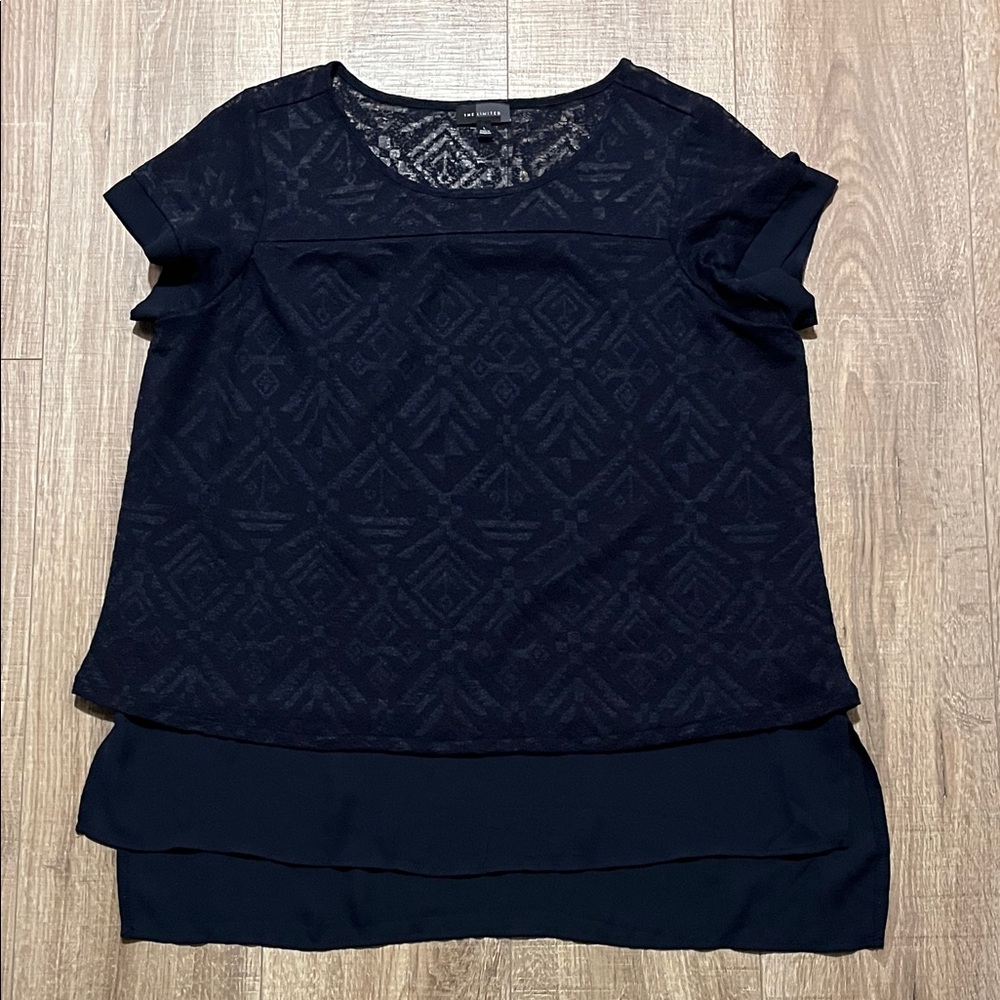The Limited Navy Textured Short-Sleeve Layered Lace Tunic Size L